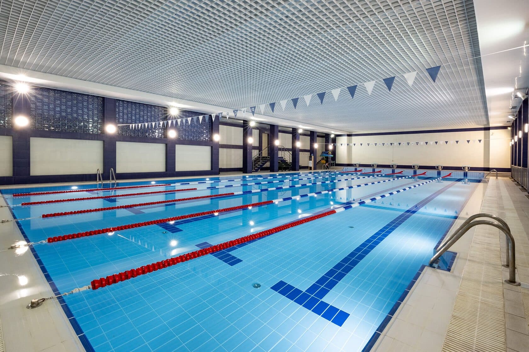 Спортивный бассейн Лапино Фитнес